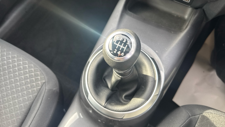 Nissan Juke 1.0 DiG-T 114 Acenta 5dr Petrol Hatchback